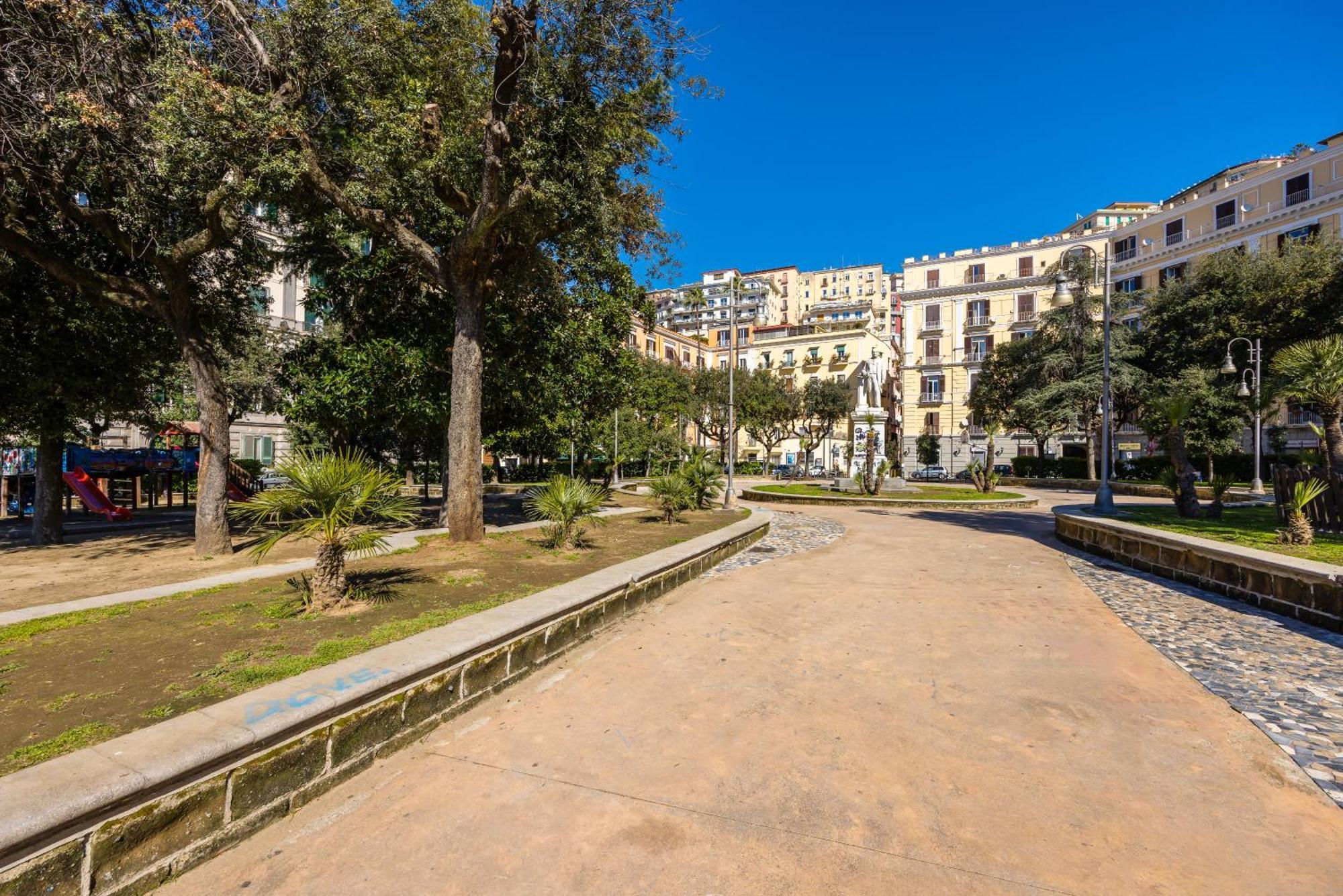 Parkside Flat Close Mergellina And Chiaia Appartement