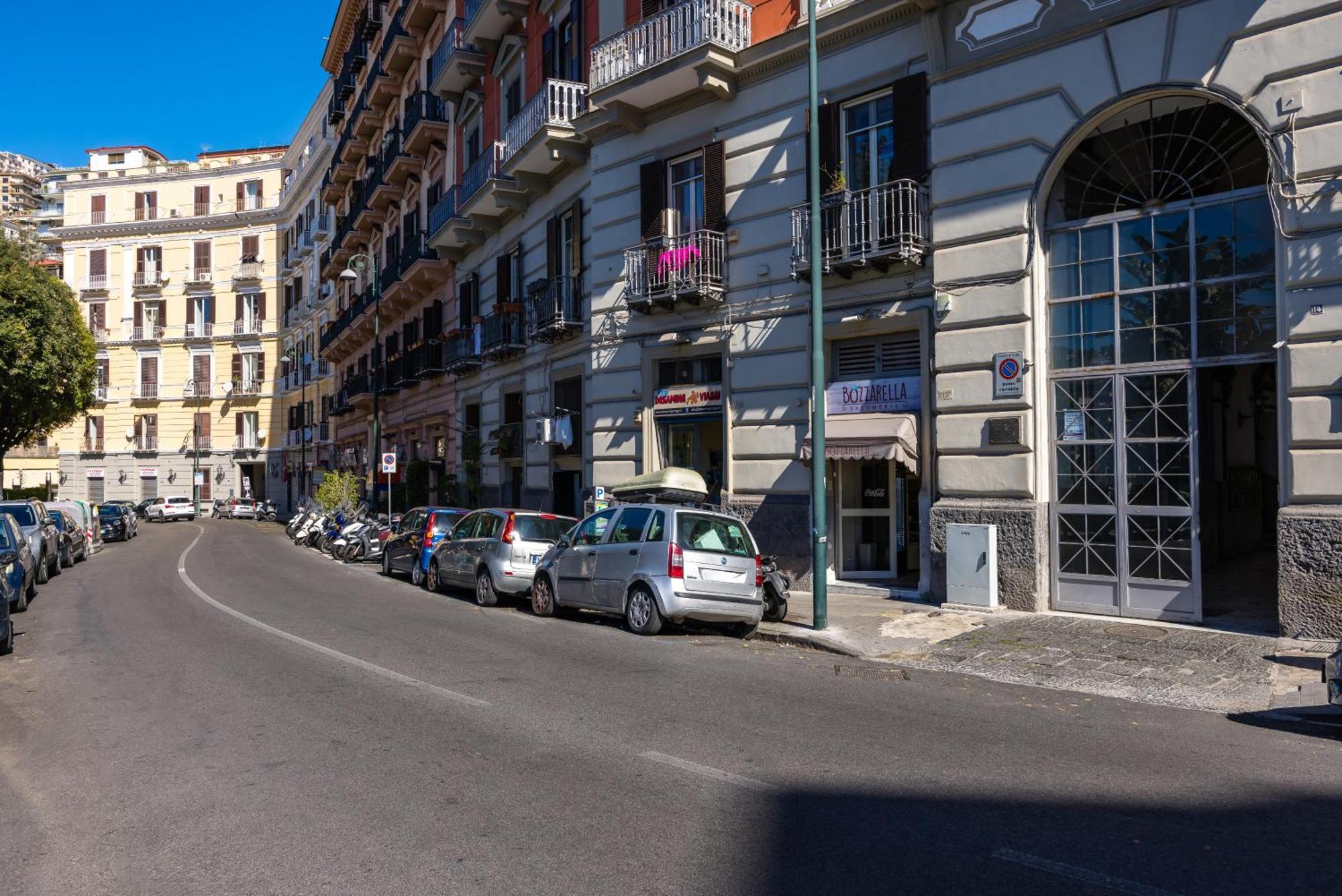 Parkside Flat Close Mergellina And Chiaia * Naples